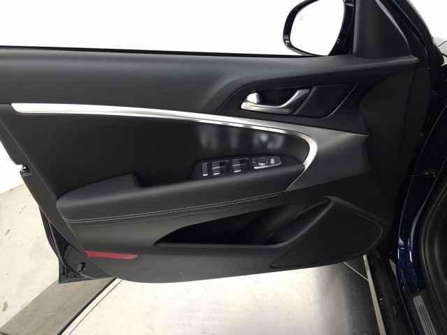 new 2026 Genesis G70 car