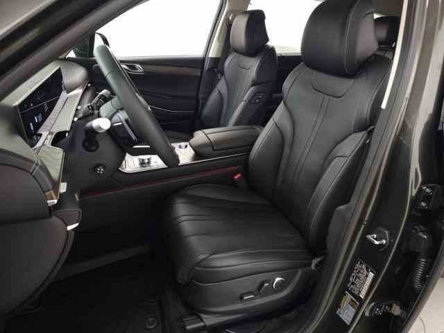 new 2025 Genesis GV80 car, priced at $69,005