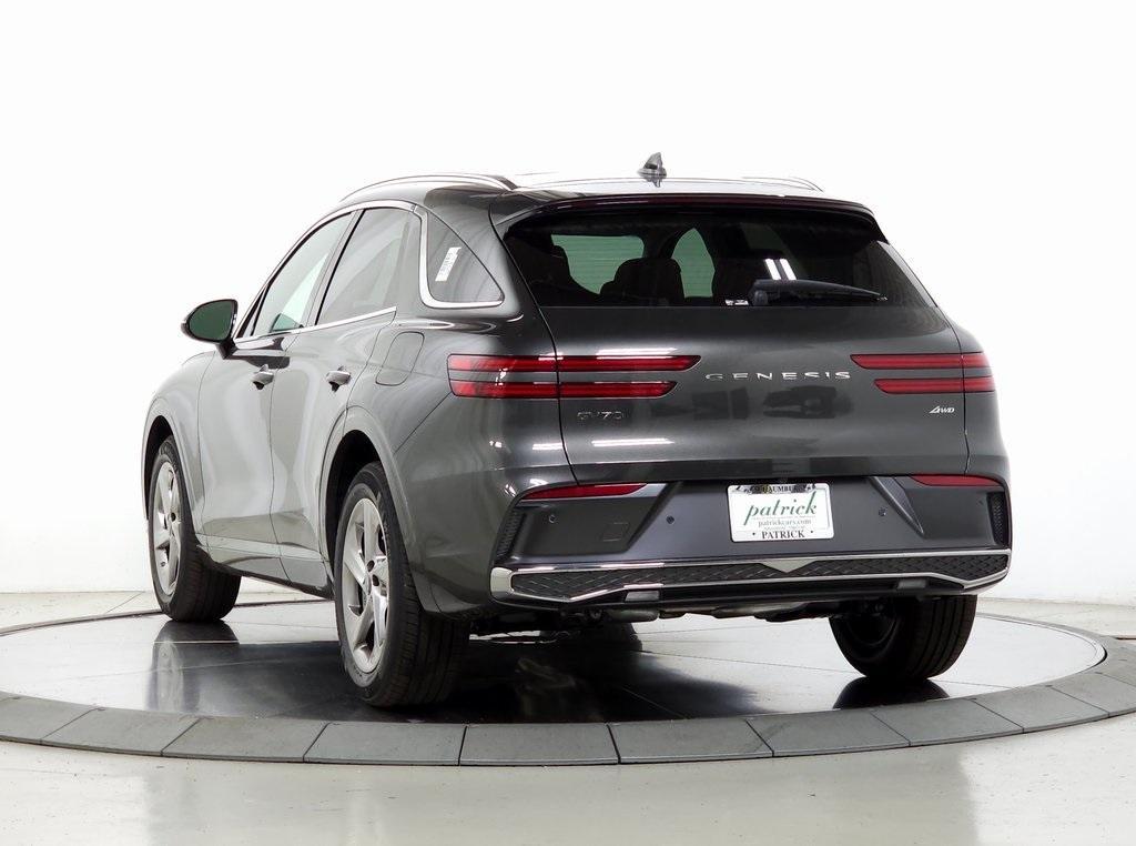 new 2026 Genesis GV70 car