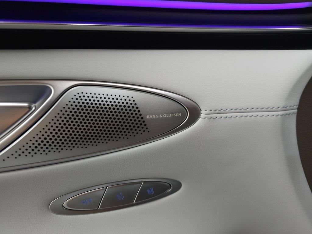 new 2026 Genesis GV70 car