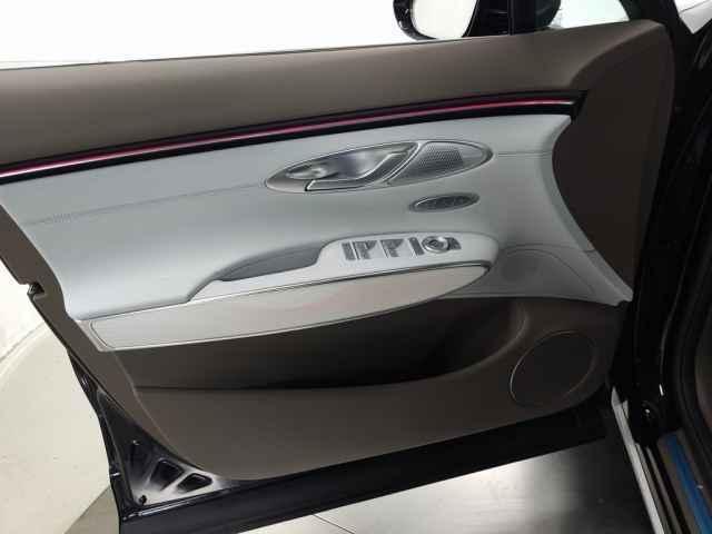 new 2026 Genesis GV70 car