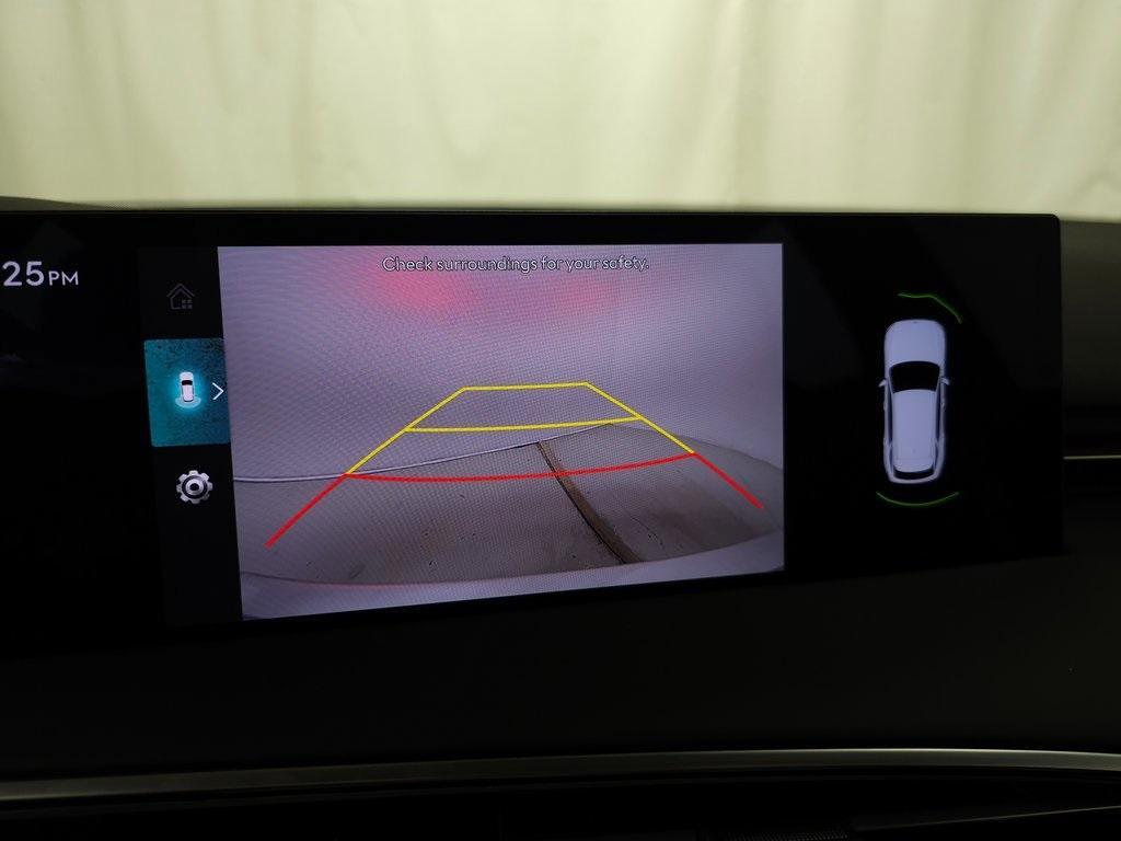 new 2026 Genesis GV70 car