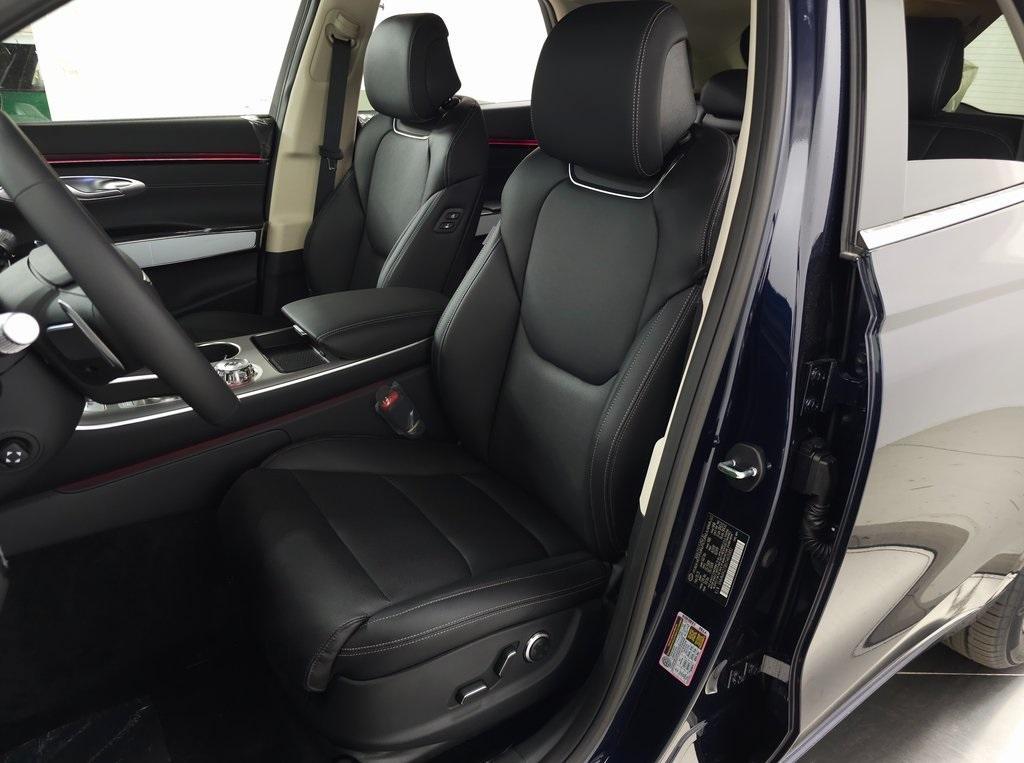 new 2026 Genesis GV70 car