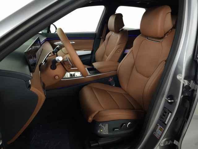 new 2026 Genesis GV70 car