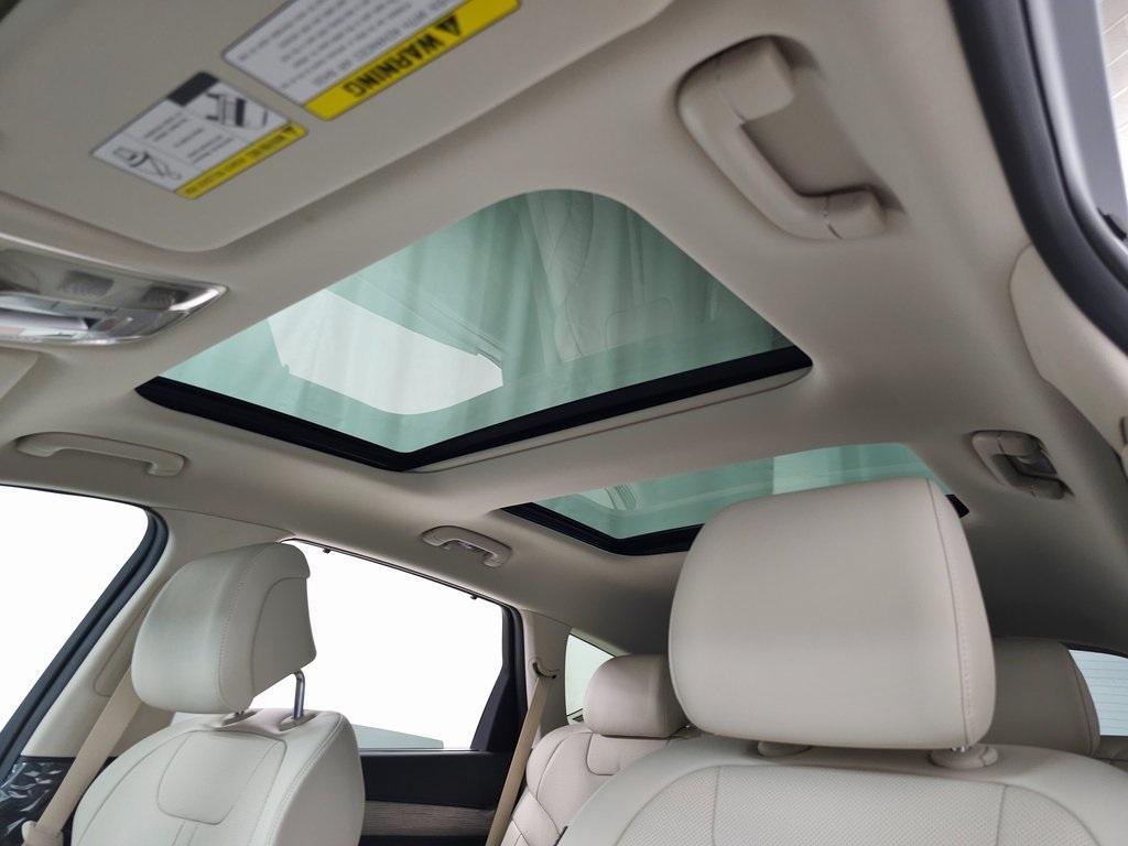 new 2025 Genesis GV80 car, priced at $68,835