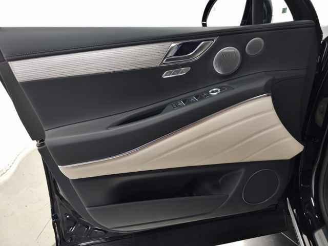 new 2025 Genesis GV80 car, priced at $68,835