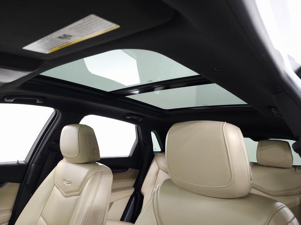 used 2018 Cadillac XT5 car, priced at $24,620