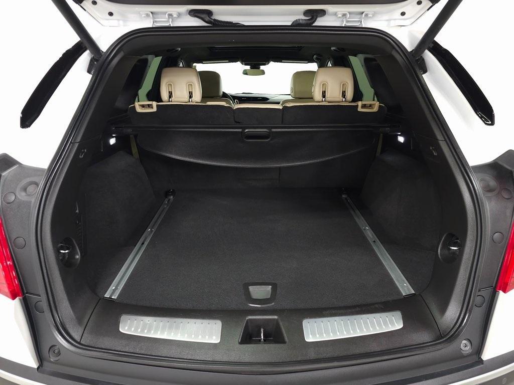 used 2018 Cadillac XT5 car, priced at $24,620