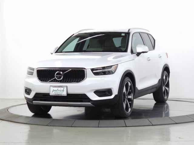 used 2021 Volvo XC40 car, priced at $26,087