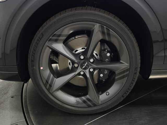 new 2026 Genesis GV70 car