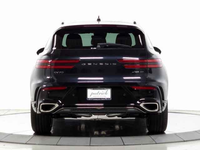 new 2026 Genesis GV70 car