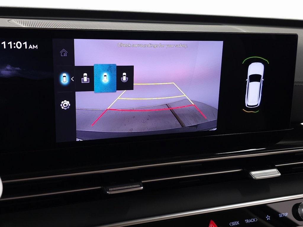 new 2025 Genesis GV80 car, priced at $61,070