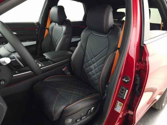 new 2026 Genesis GV70 car