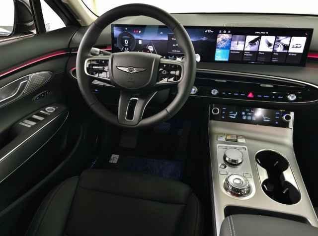 new 2026 Genesis GV70 car