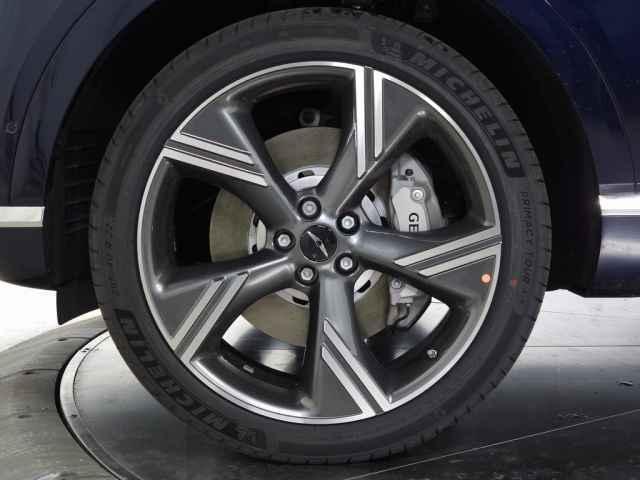 new 2025 Genesis GV80 car, priced at $82,720