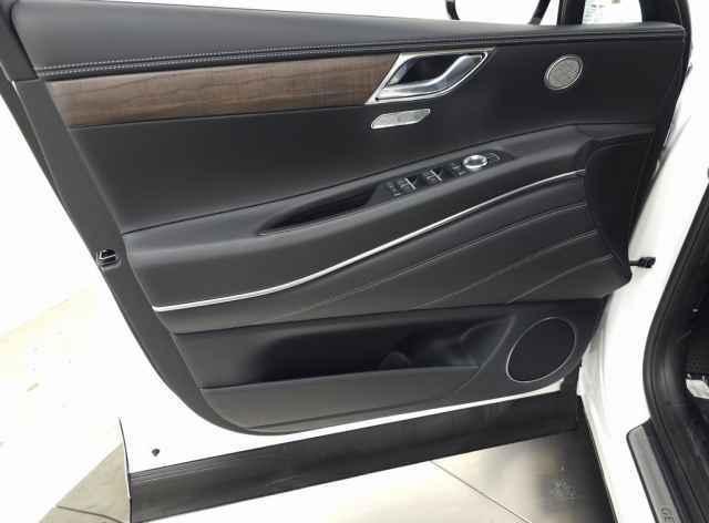 new 2026 Genesis GV80 car