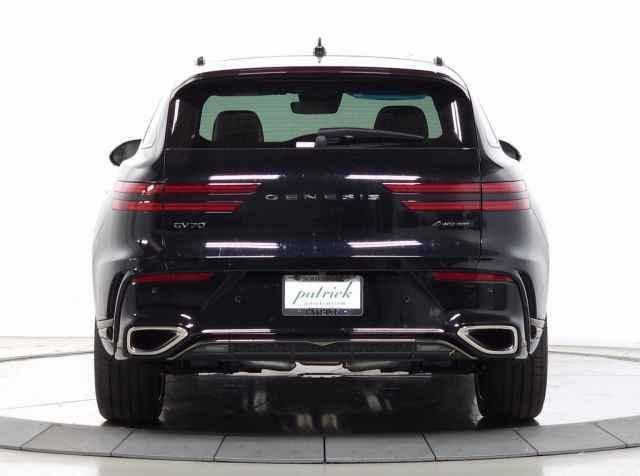new 2026 Genesis GV70 car