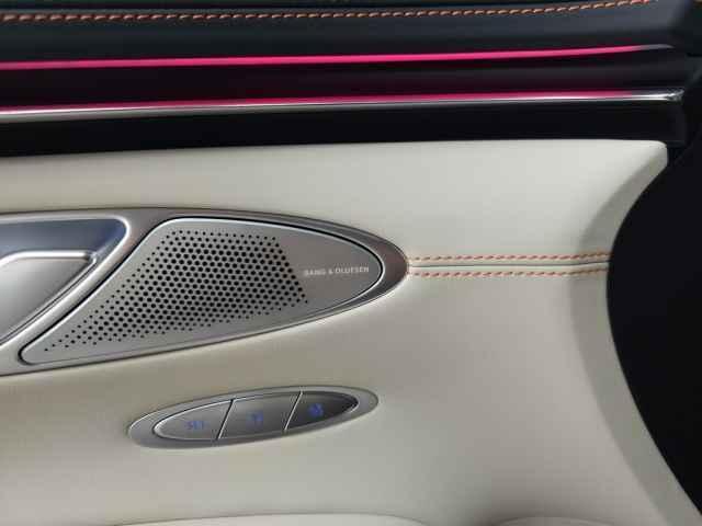 new 2026 Genesis GV70 car