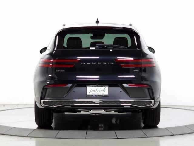 new 2026 Genesis GV70 car