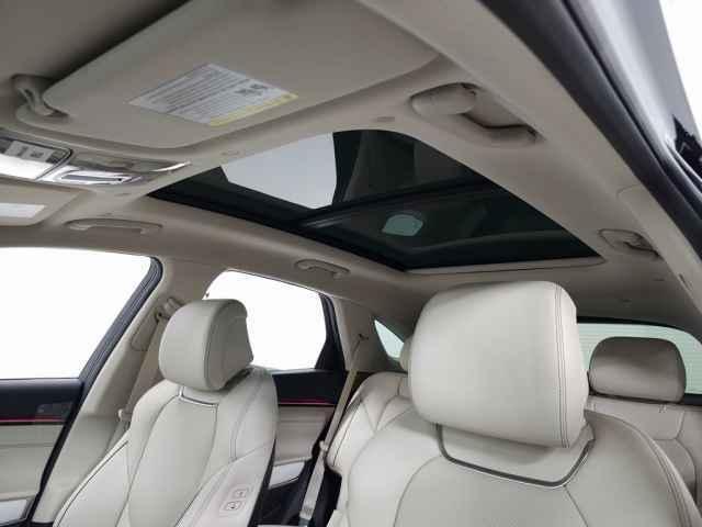 new 2026 Genesis GV70 car