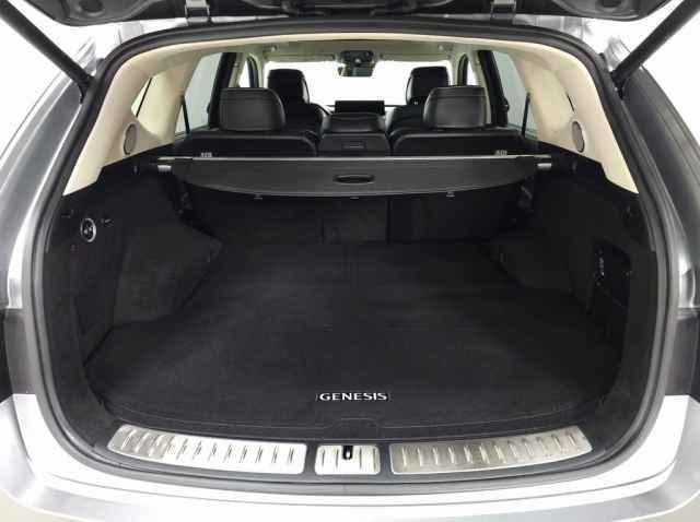 used 2024 Genesis GV80 car, priced at $56,500