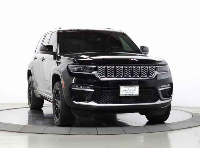 used 2022 Jeep Grand Cherokee car, priced at $37,490