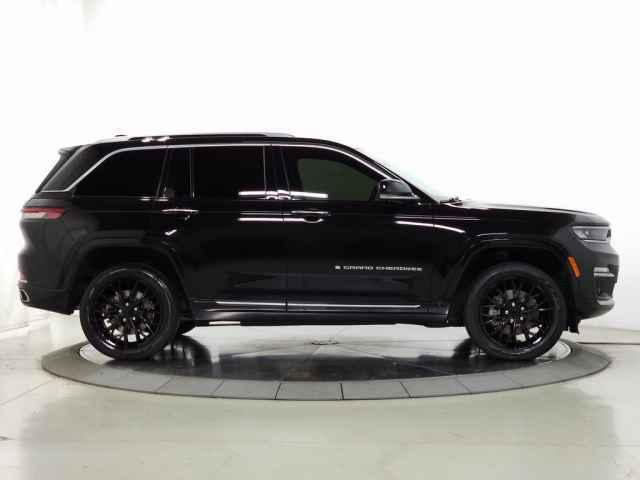 used 2022 Jeep Grand Cherokee car, priced at $37,490