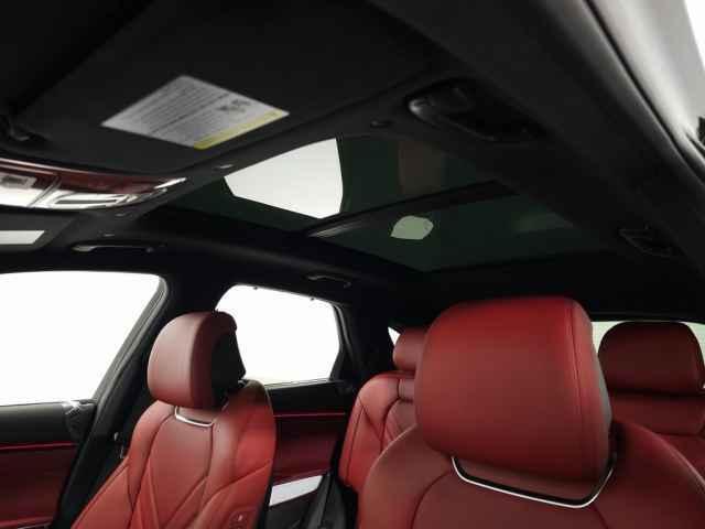 new 2026 Genesis GV70 car