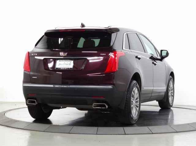 used 2017 Cadillac XT5 car, priced at $17,370