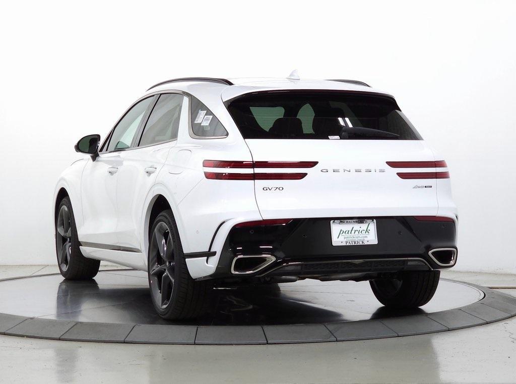 new 2026 Genesis GV70 car