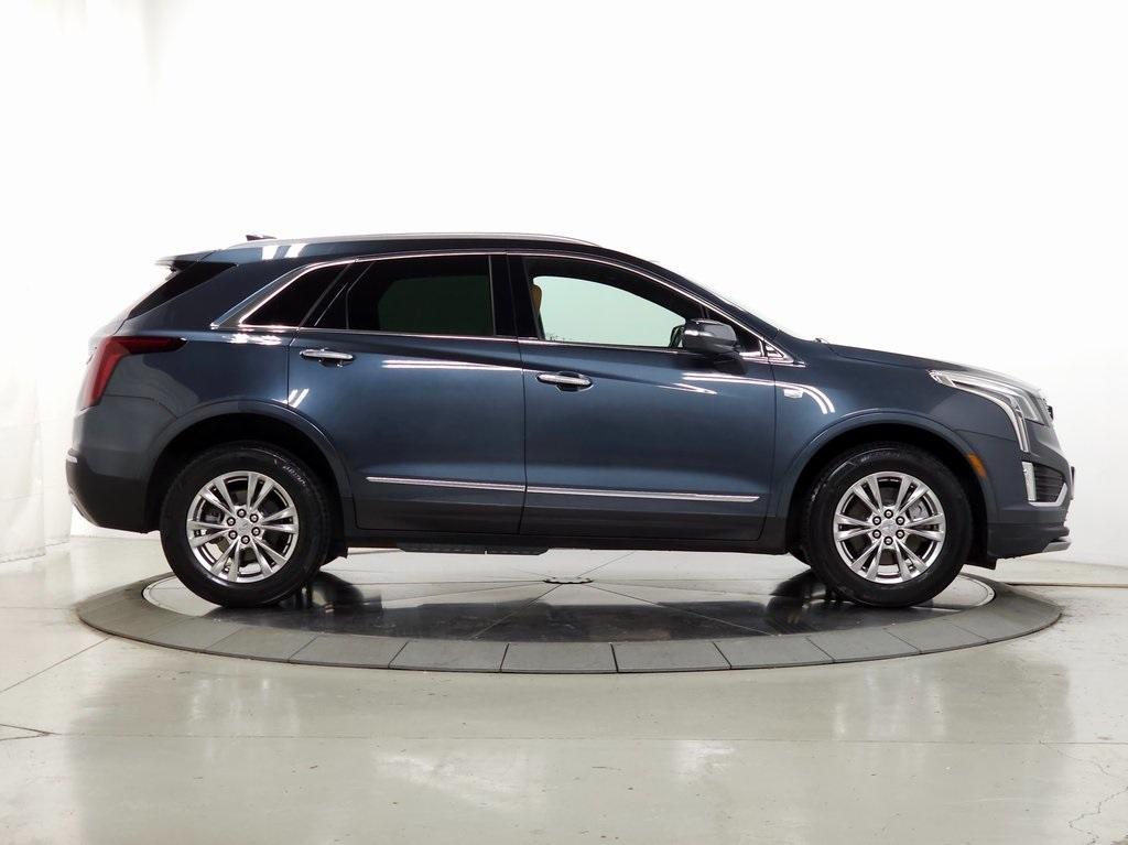 used 2020 Cadillac XT5 car, priced at $21,843