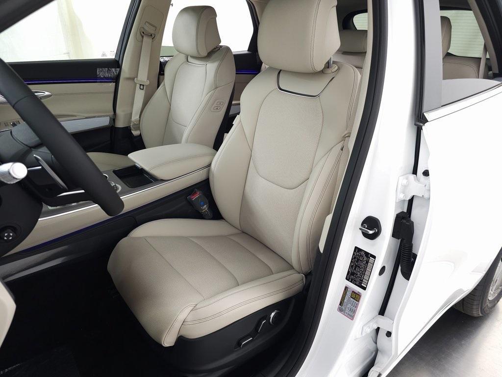 new 2026 Genesis GV70 car