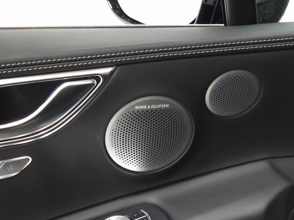 new 2025 Genesis GV80 car, priced at $68,520