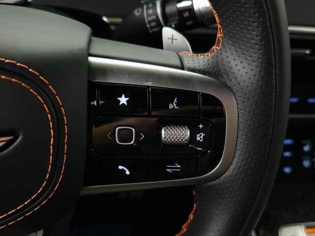 new 2026 Genesis GV70 car