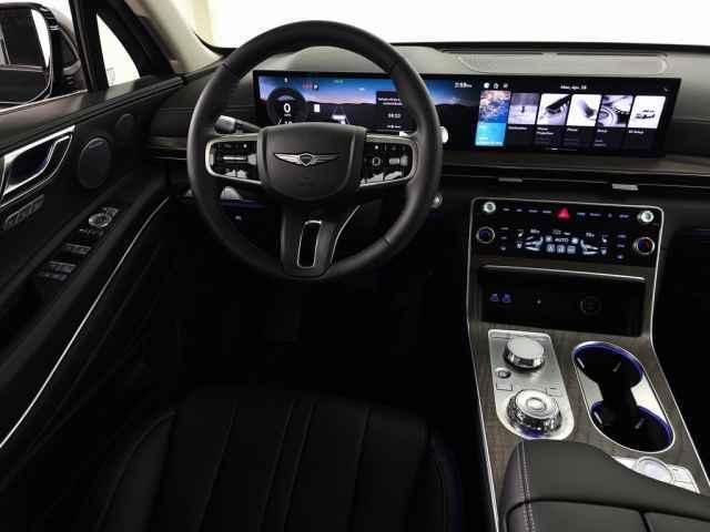 new 2025 Genesis GV80 car, priced at $69,235