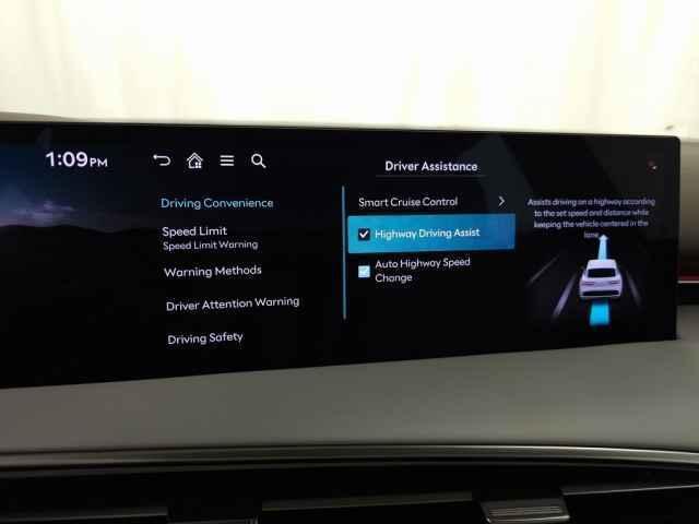 new 2026 Genesis GV70 car
