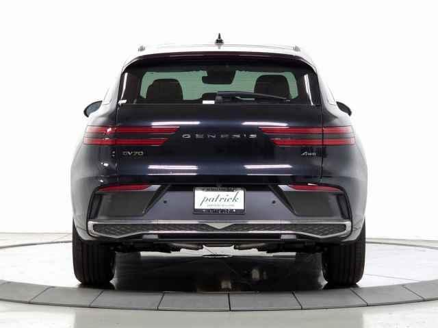 new 2026 Genesis GV70 car
