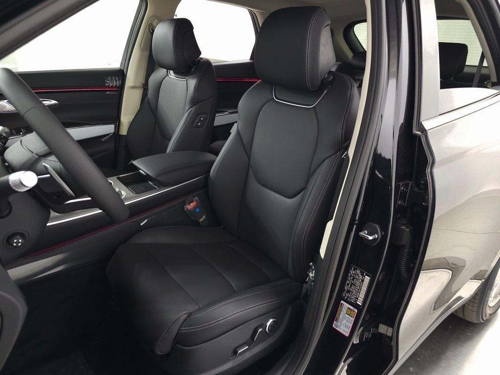 new 2026 Genesis GV70 car