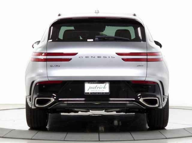 new 2026 Genesis GV70 car