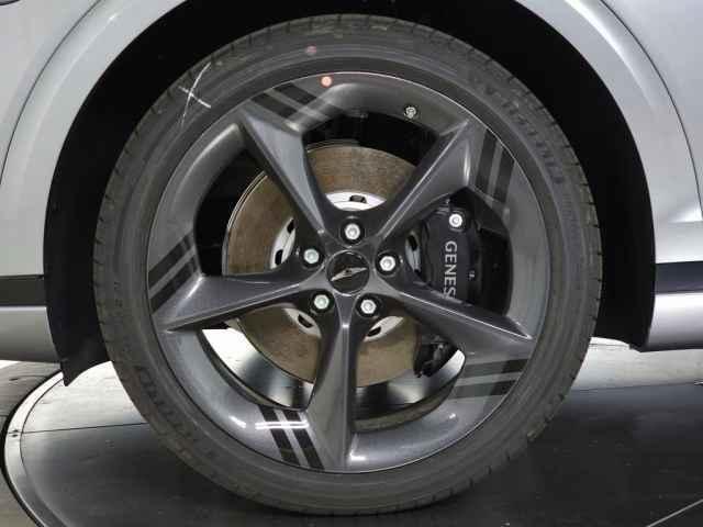 new 2026 Genesis GV70 car