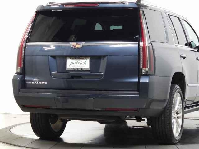 used 2020 Cadillac Escalade car, priced at $39,499
