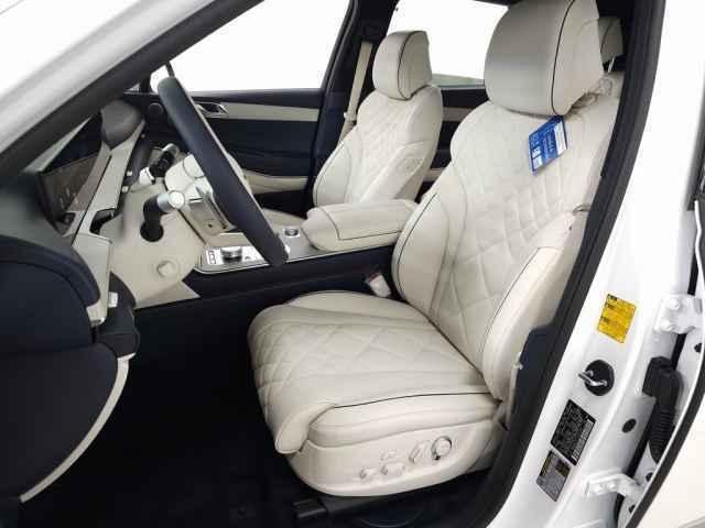 new 2026 Genesis GV80 car