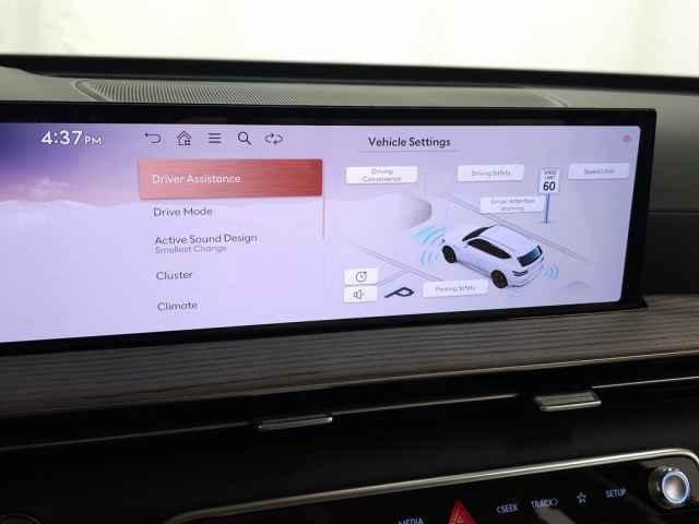 new 2025 Genesis GV80 car, priced at $64,805