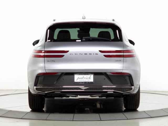 new 2026 Genesis GV70 car