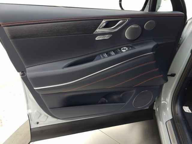 new 2026 Genesis GV80 Coupe car