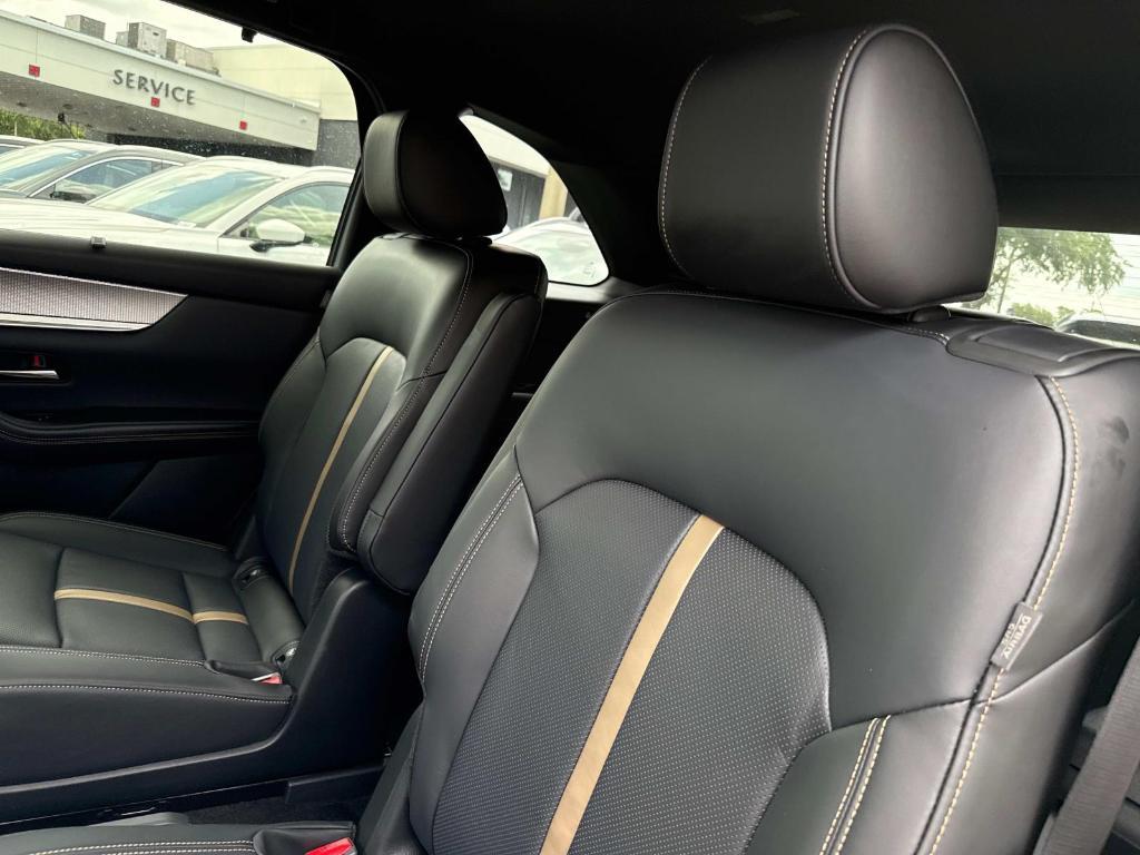 new 2025 Mazda CX-90 car, priced at $49,519