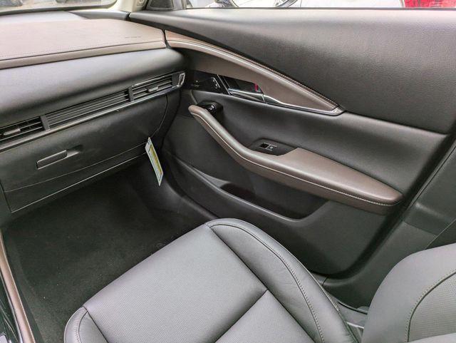 new 2025 Mazda CX-30 car