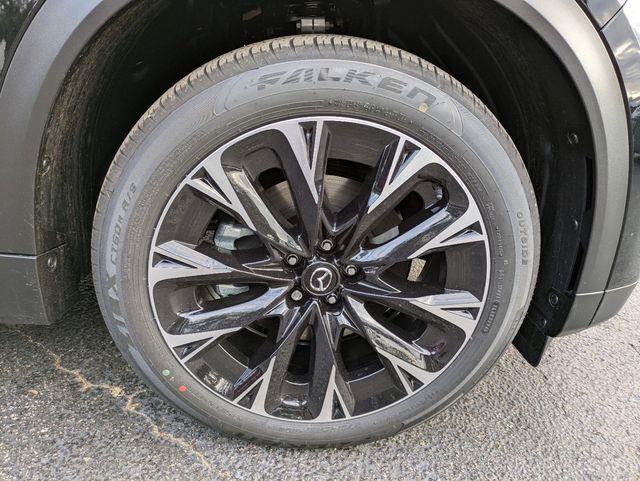 new 2025 Mazda CX-90 car, priced at $58,196