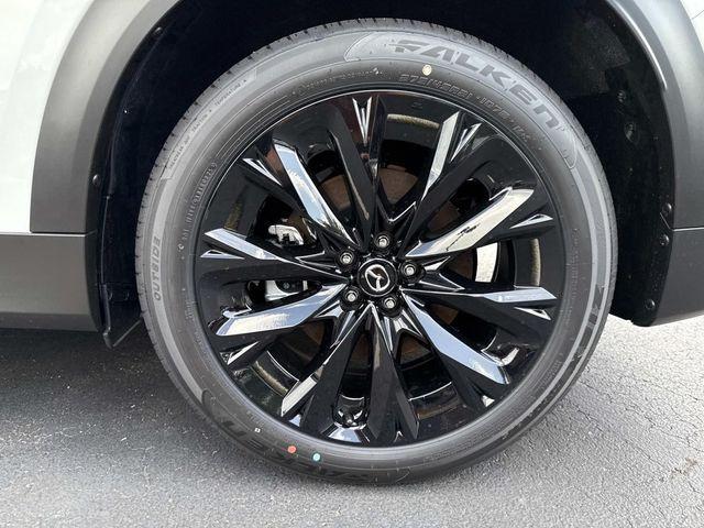 new 2025 Mazda CX-90 car, priced at $46,666