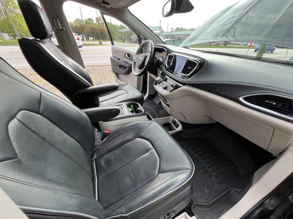 used 2020 Chrysler Pacifica car, priced at $19,995